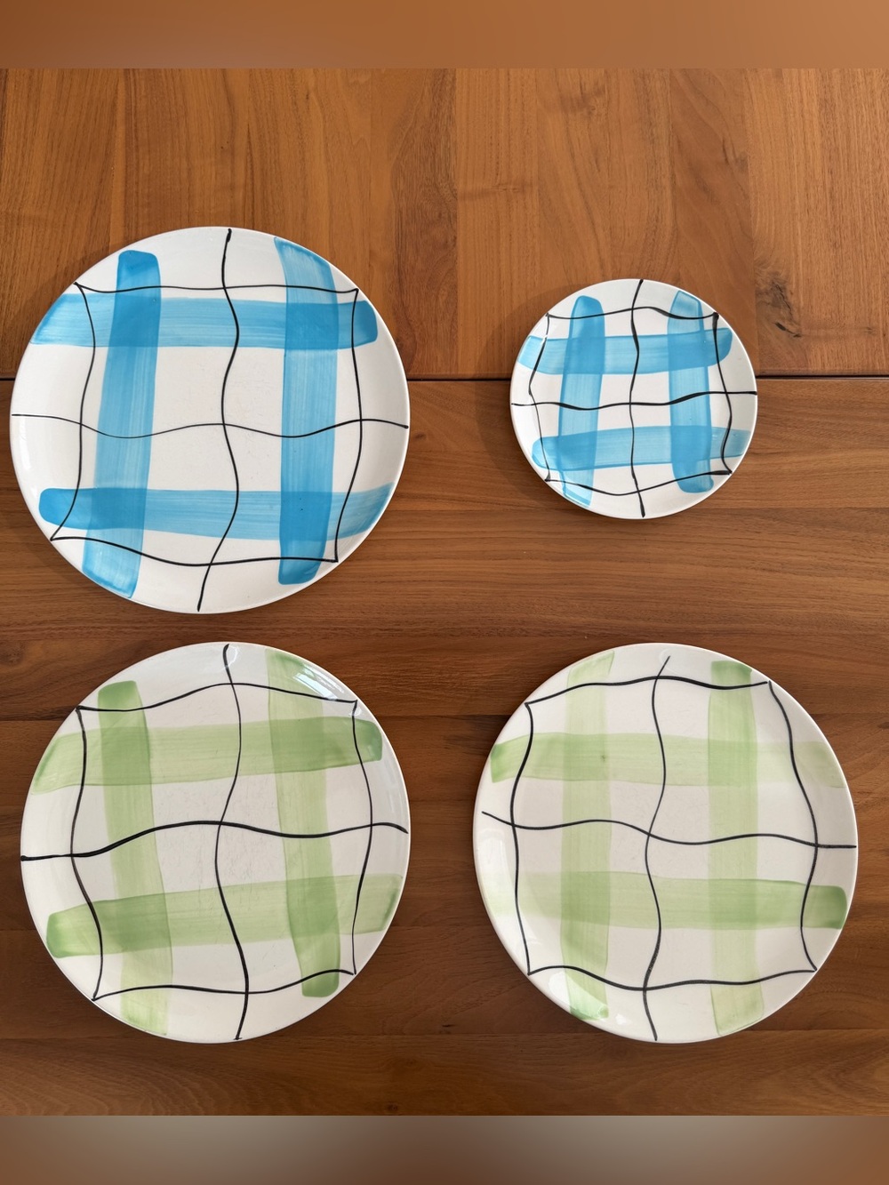 VINTAGE Hycroft Canada Lot 4 Plates Assorted Sizes Calico Pattern Hand Decorated